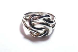 anello doppio nodo argento